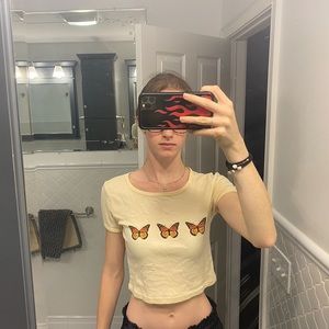 Butterfly Cropped Tee